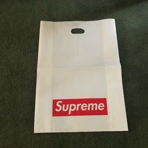 Supreme plastic handle bag